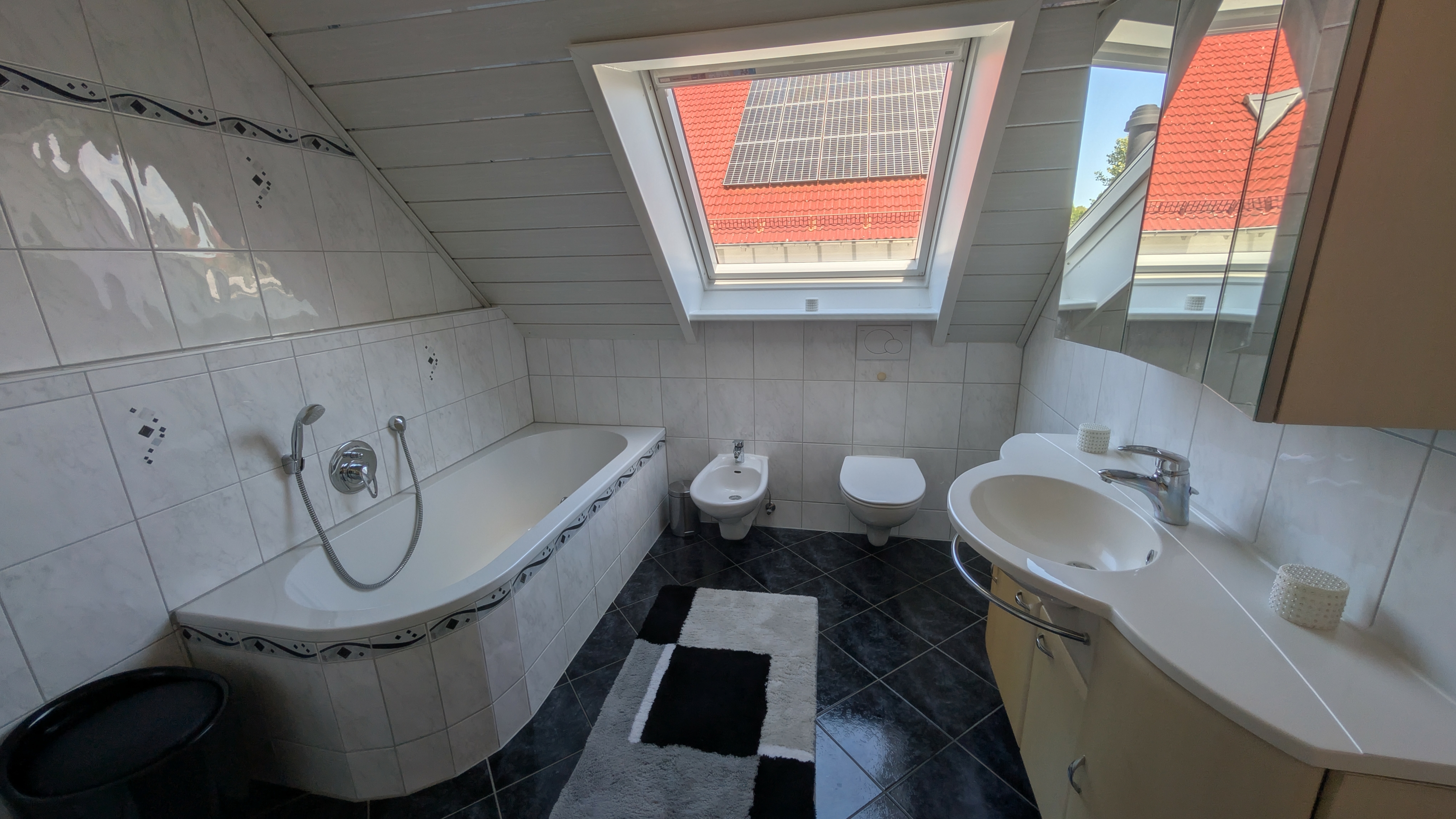 OG Badezimmer 2